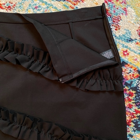 August Silk Black Ruffle Skirt NWT Size L - Picture 5 of 5